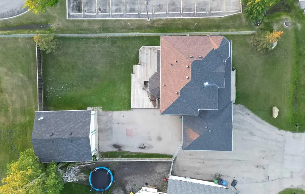 46 4 Street NE Langdon AB T0J 1X1