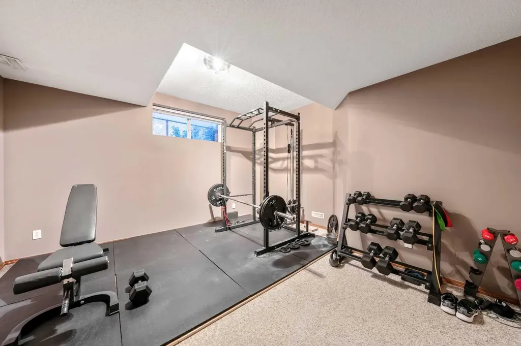 46 4 Street NE Langdon AB T0J 1X1