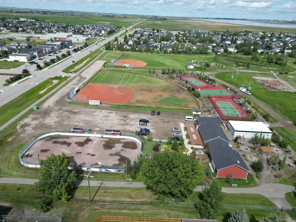 46 4 Street NE Langdon AB T0J 1X1