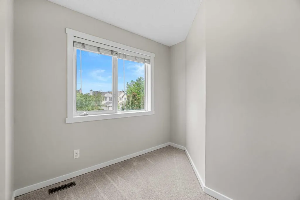 615 Copperfield Boulevard SE Calgary AB T2Z 4C1