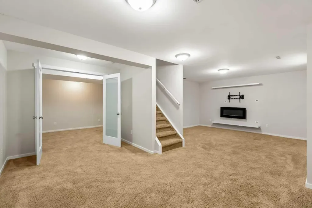 615 Copperfield Boulevard SE Calgary AB T2Z 4C1