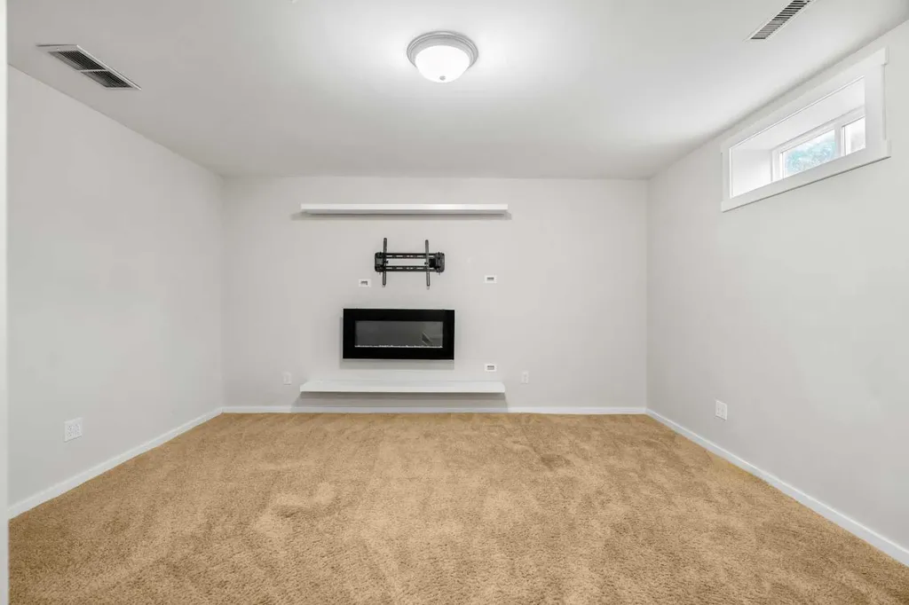 615 Copperfield Boulevard SE Calgary AB T2Z 4C1