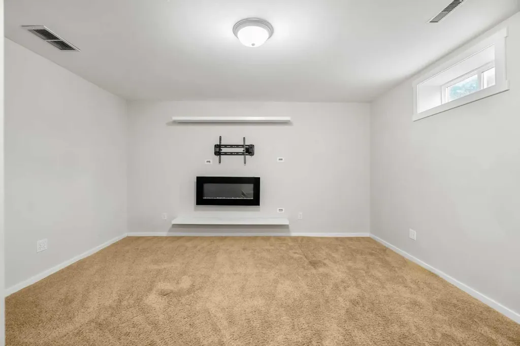 615 Copperfield Boulevard SE Calgary AB T2Z 4C1
