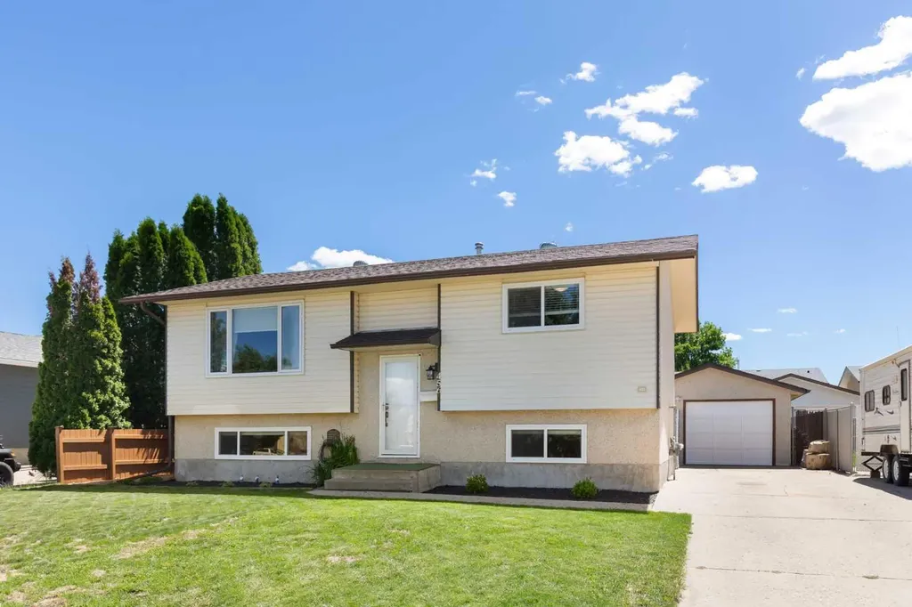 456 Sissons Crescent SE Medicine Hat AB T1B 2J9