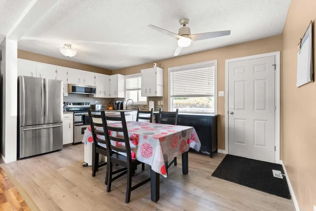 456 Sissons Crescent SE Medicine Hat AB T1B 2J9