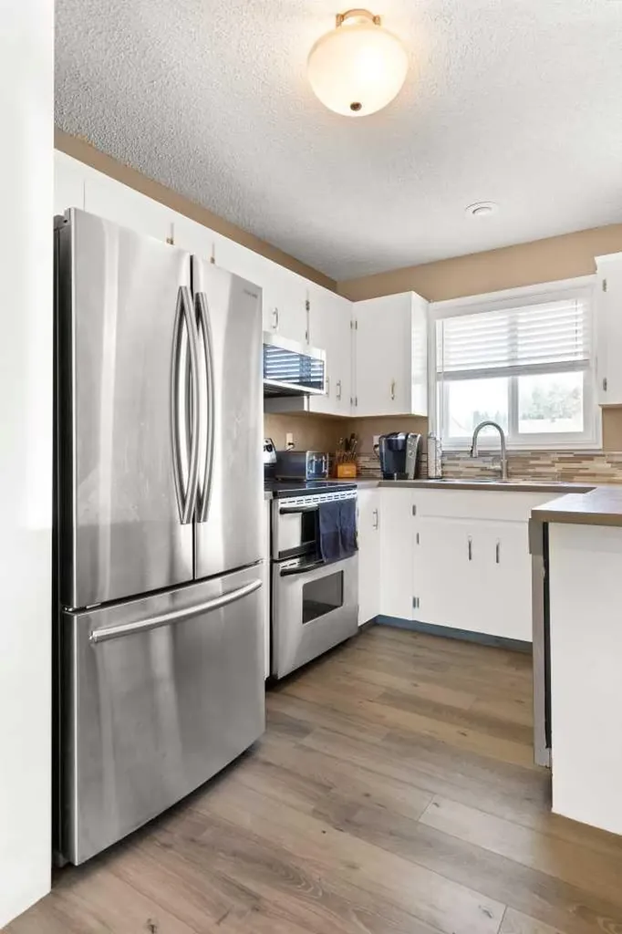 456 Sissons Crescent SE Medicine Hat AB T1B 2J9