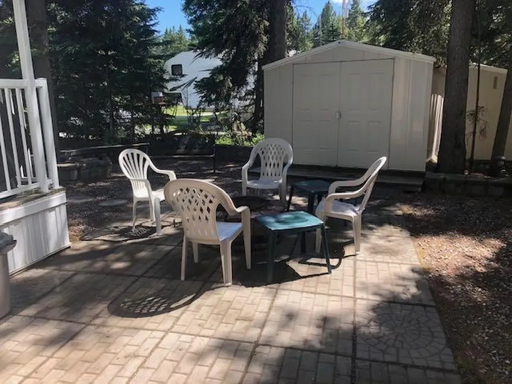 #116 5230 Highway 27 Sundre AB T0M1X0