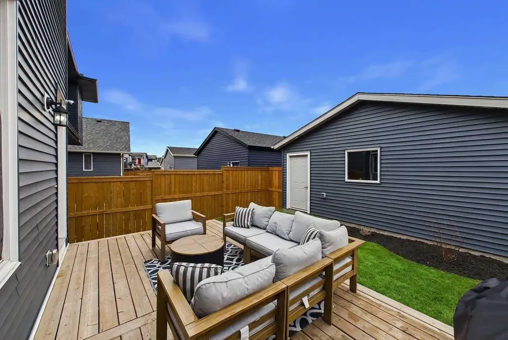 34 Birch Glen Okotoks AB T1S 0L6