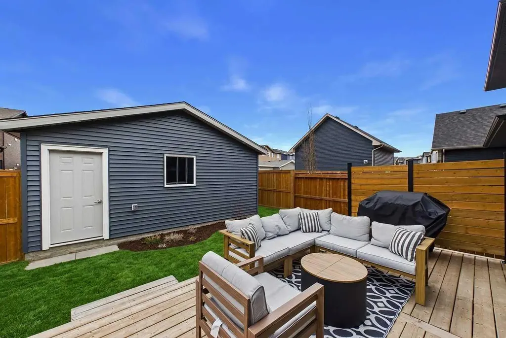 34 Birch Glen Okotoks AB T1S 0L6