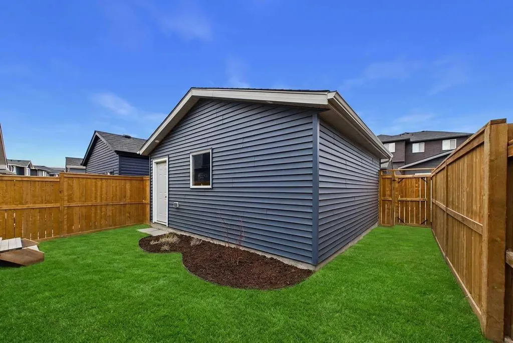 34 Birch Glen Okotoks AB T1S 0L6