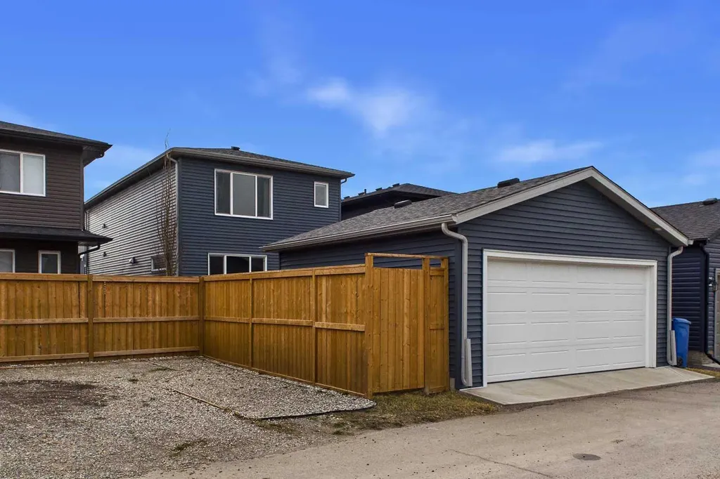 34 Birch Glen Okotoks AB T1S 0L6