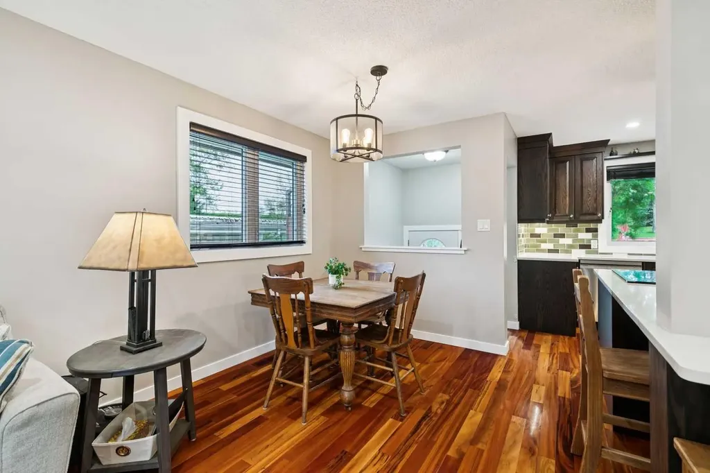3212 Conrad Drive NW Calgary AB T2L 1B4