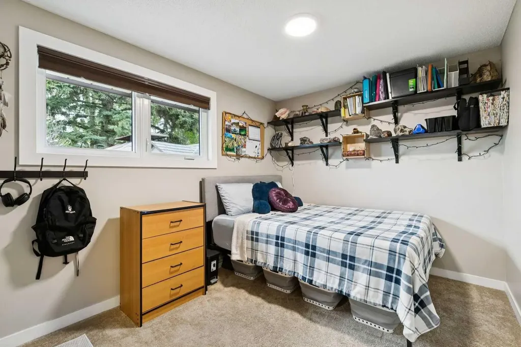 3212 Conrad Drive NW Calgary AB T2L 1B4
