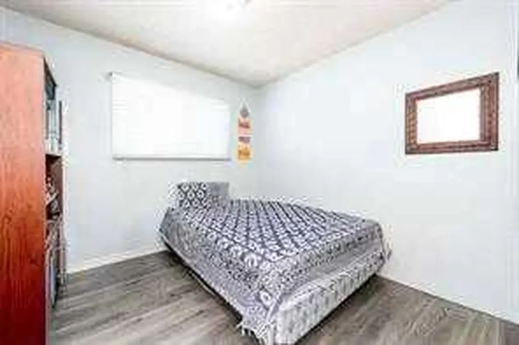 304 Whitefield Drive NE Calgary AB T1Y5J3