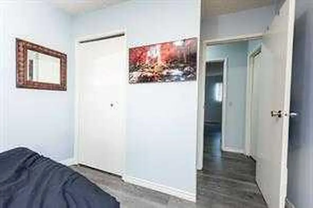 304 Whitefield Drive NE Calgary AB T1Y5J3