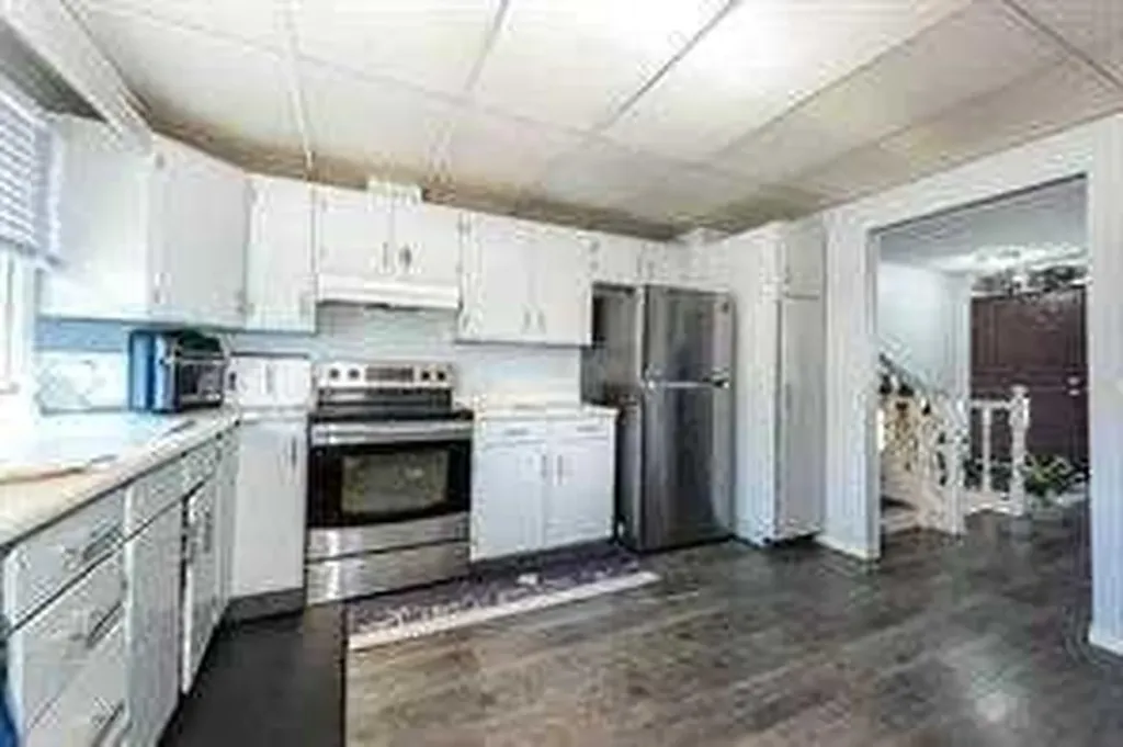 304 Whitefield Drive NE Calgary AB T1Y5J3