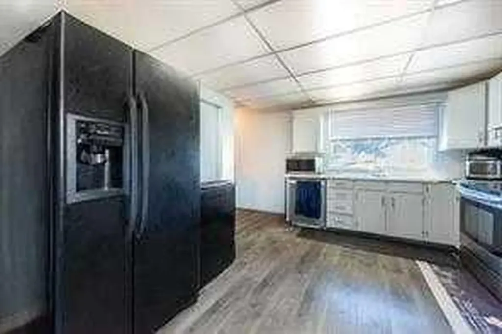 304 Whitefield Drive NE Calgary AB T1Y5J3