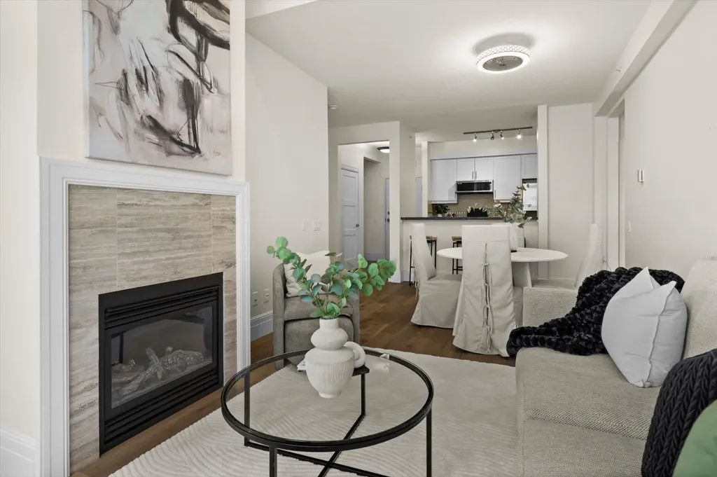 518 33 Street NW Calgary AB T2N 2W4