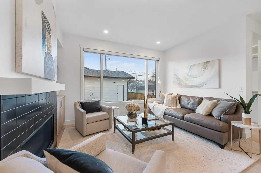 1417 41 Street SW Calgary AB T3C 1X7