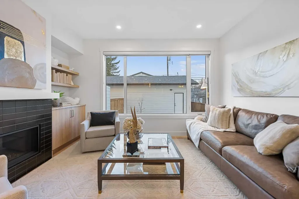 1417 41 Street SW Calgary AB T3C 1X7