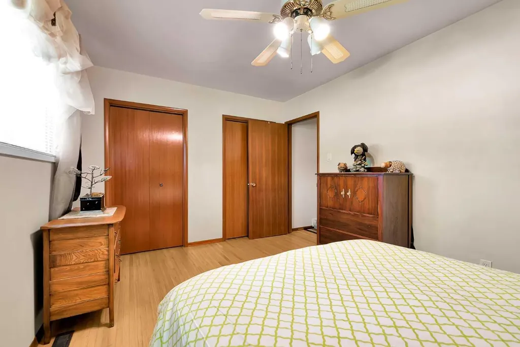 244 Travis Place NE Calgary AB T2K 3W4