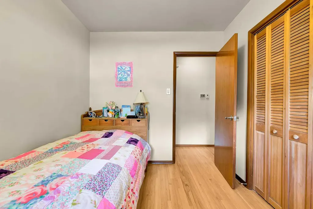 244 Travis Place NE Calgary AB T2K 3W4