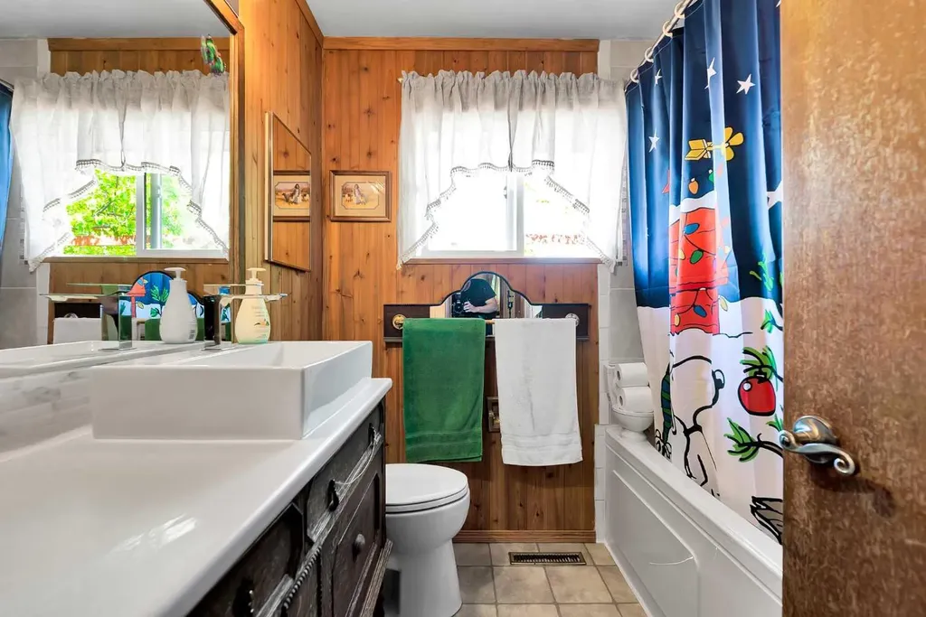 244 Travis Place NE Calgary AB T2K 3W4