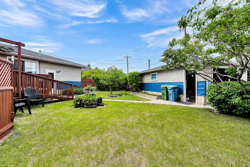244 Travis Place NE Calgary AB T2K 3W4