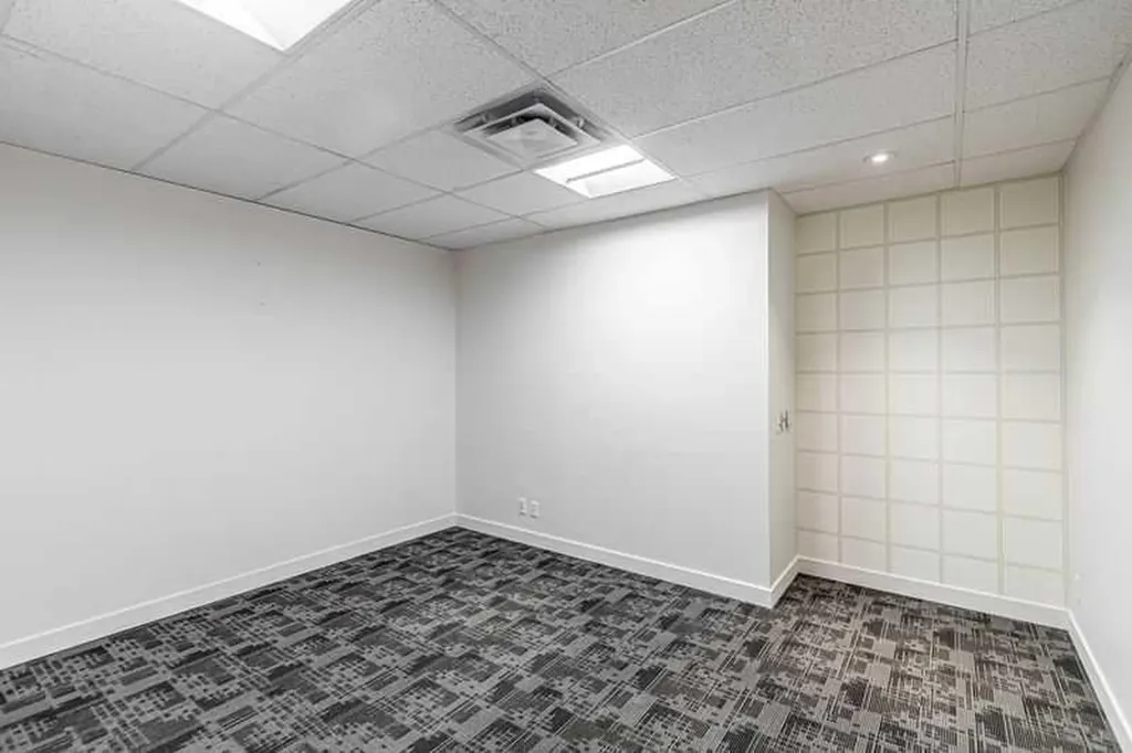 10820 24 SE Calgary AB T2Z4C9