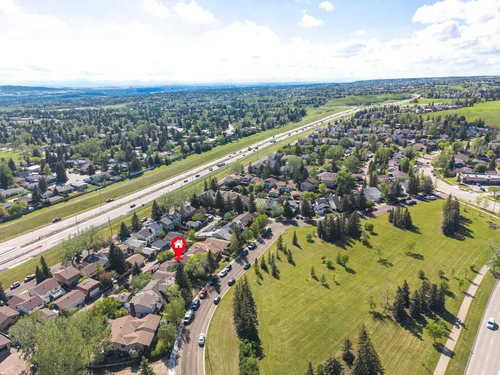 200 Edgedale Way NW Calgary AB T3A 2P9