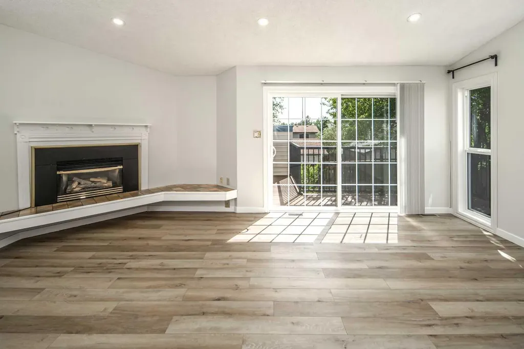200 Edgedale Way NW Calgary AB T3A 2P9