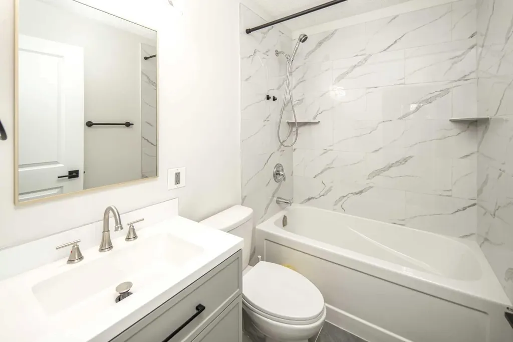 200 Edgedale Way NW Calgary AB T3A 2P9