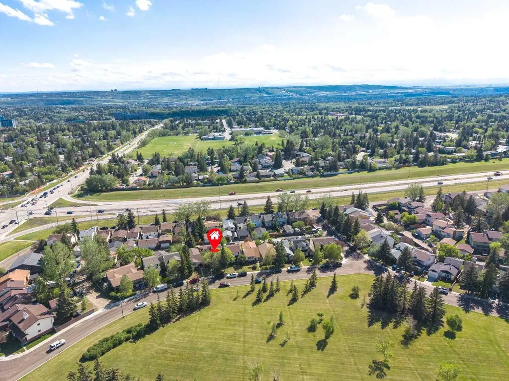 200 Edgedale Way NW Calgary AB T3A 2P9