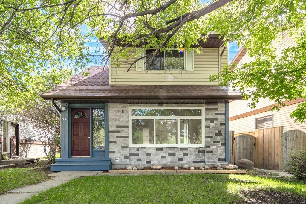 200 Edgedale Way NW Calgary AB T3A 2P9