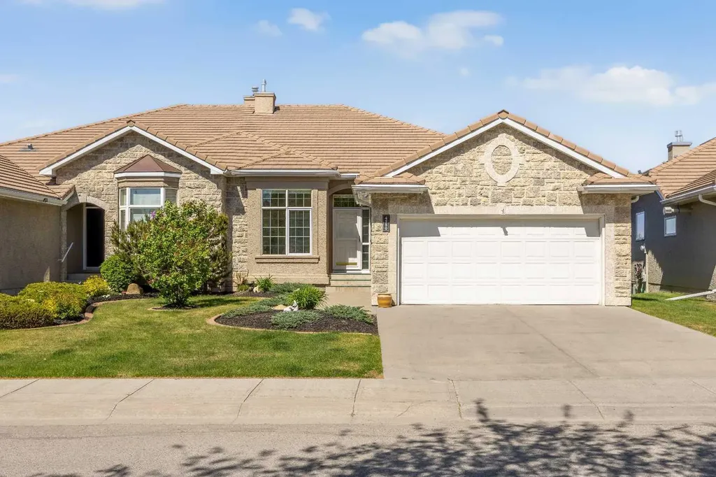 4580 Hamptons Way NW Calgary AB T3A 6B6
