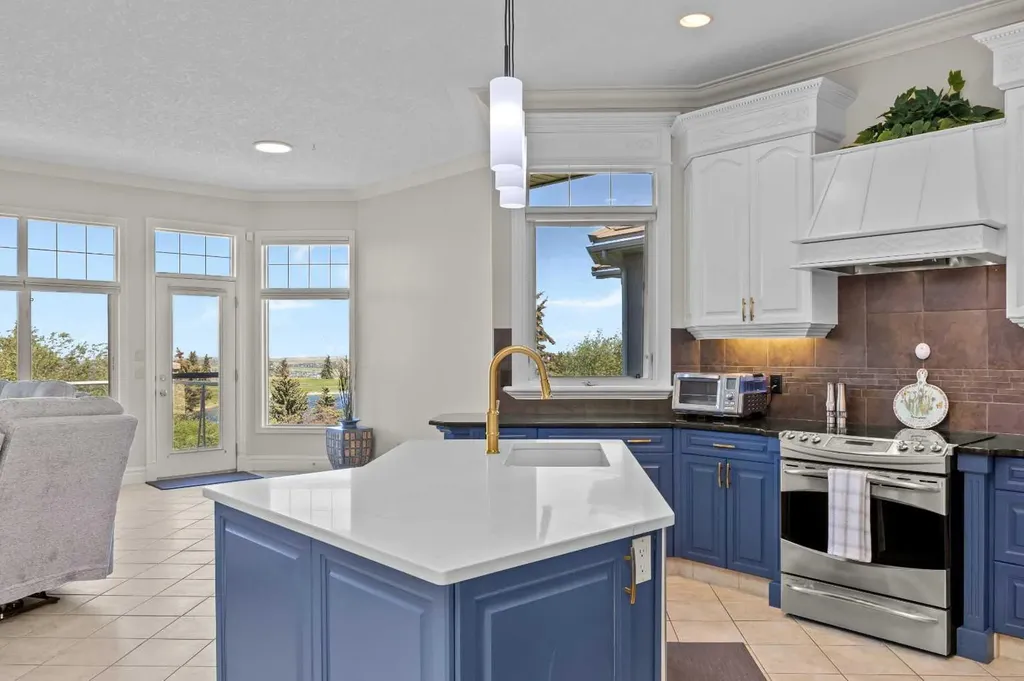 4580 Hamptons Way NW Calgary AB T3A 6B6