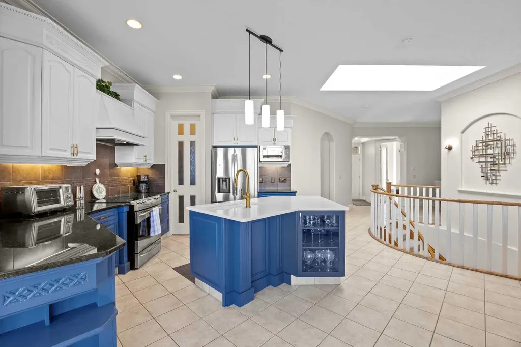 4580 Hamptons Way NW Calgary AB T3A 6B6