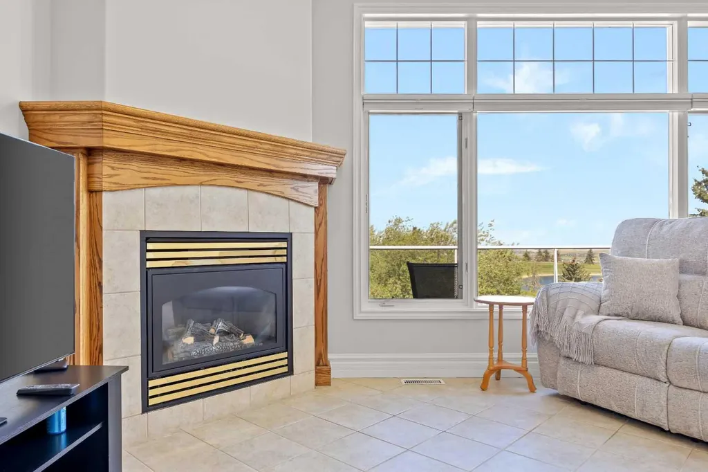 4580 Hamptons Way NW Calgary AB T3A 6B6