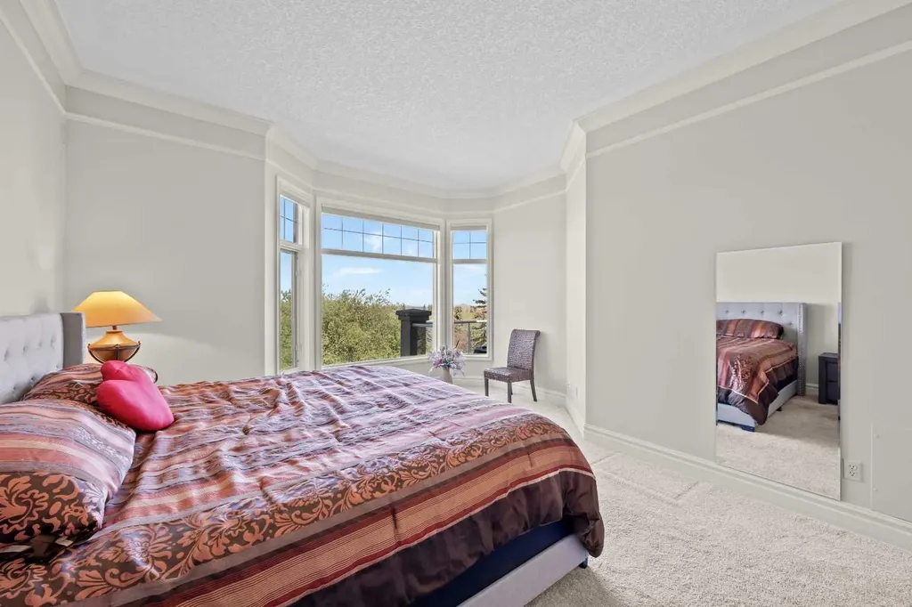 4580 Hamptons Way NW Calgary AB T3A 6B6