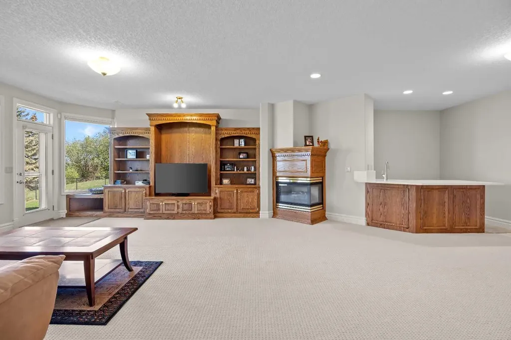 4580 Hamptons Way NW Calgary AB T3A 6B6