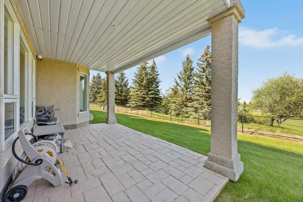 4580 Hamptons Way NW Calgary AB T3A 6B6