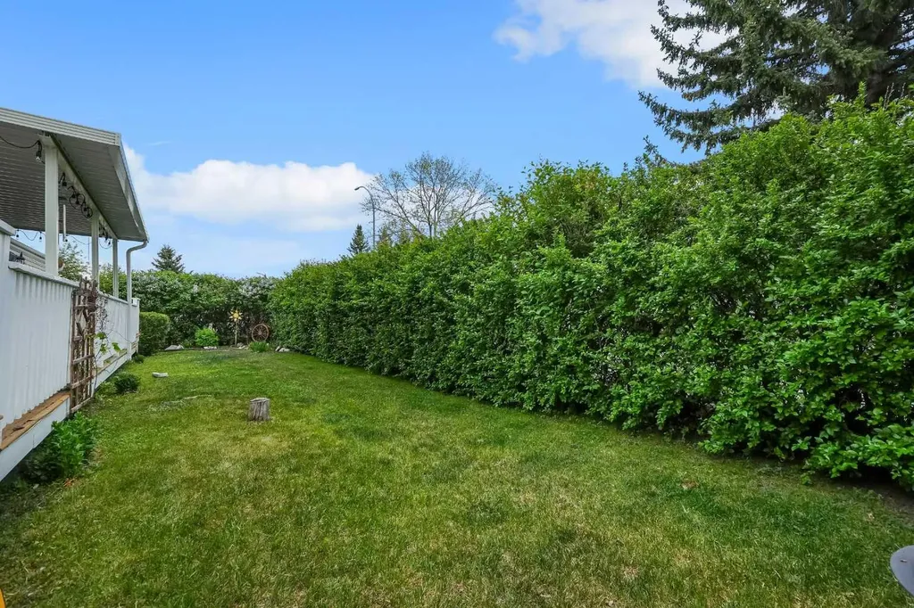301 Stanley Avenue Okotoks AB T1S 1M5
