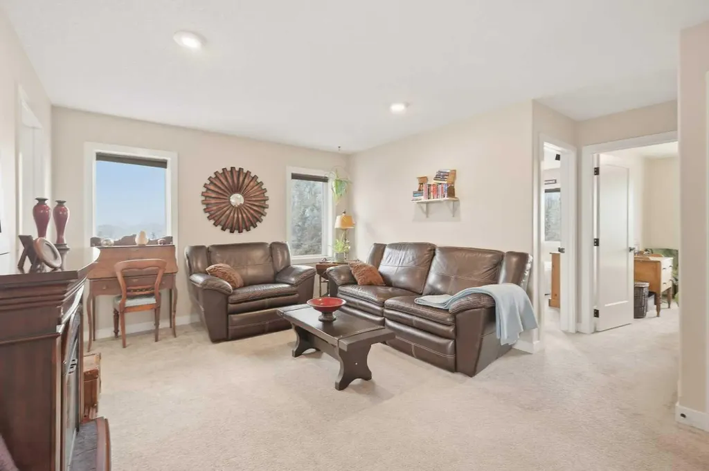 99 Vancouver Crescent Red Deer AB T4R 0P3