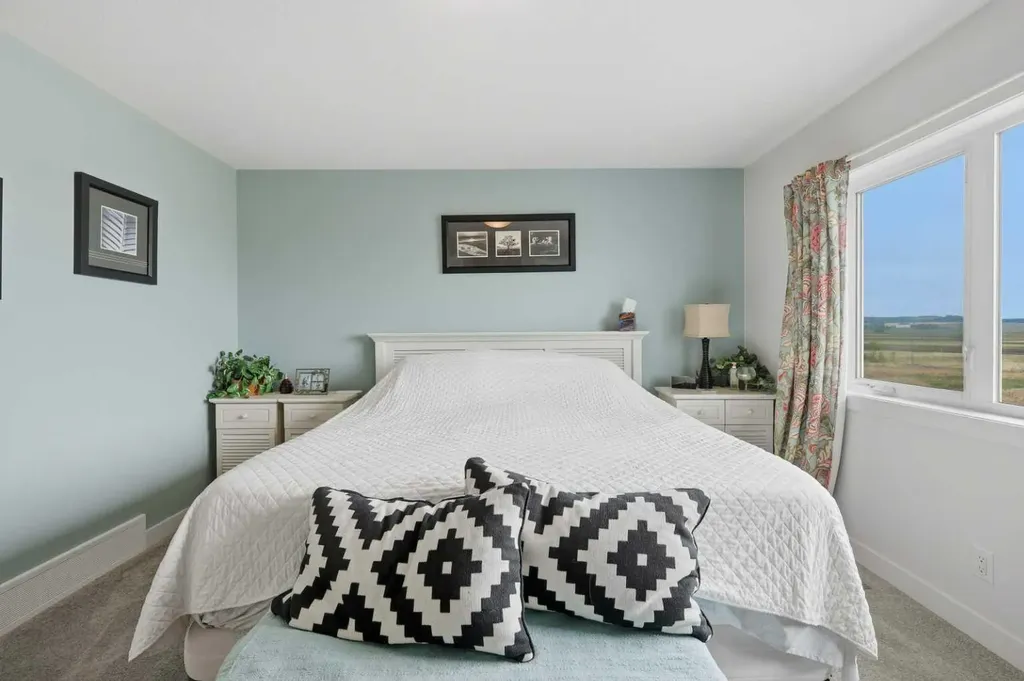 99 Vancouver Crescent Red Deer AB T4R 0P3