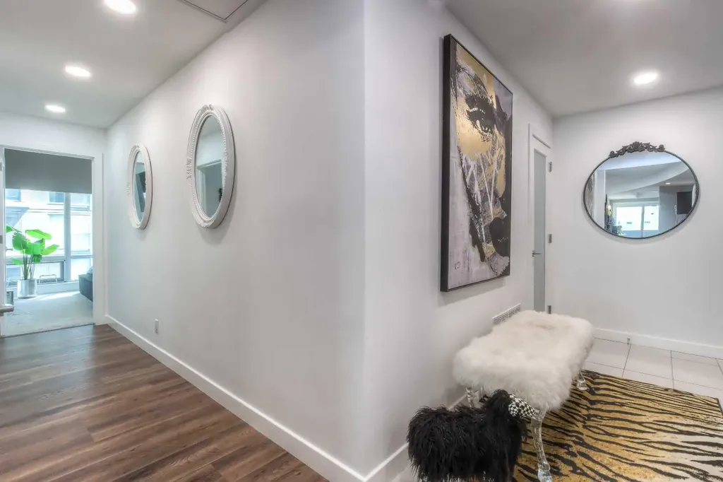 530 12 Avenue SW Calgary AB T2R 0B1
