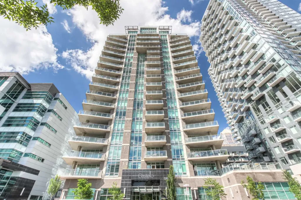 530 12 Avenue SW Calgary AB T2R 0B1