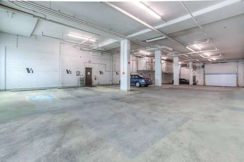 530 12 Avenue SW Calgary AB T2R 0B1