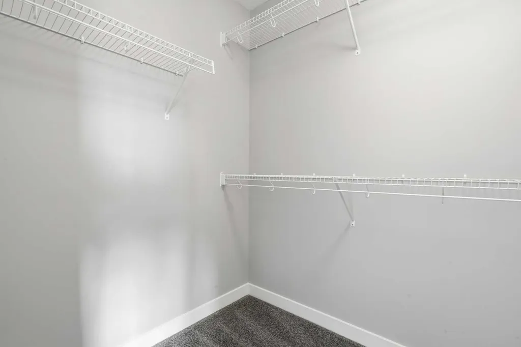 21 Howse Street NE Calgary AB T3P 0V8