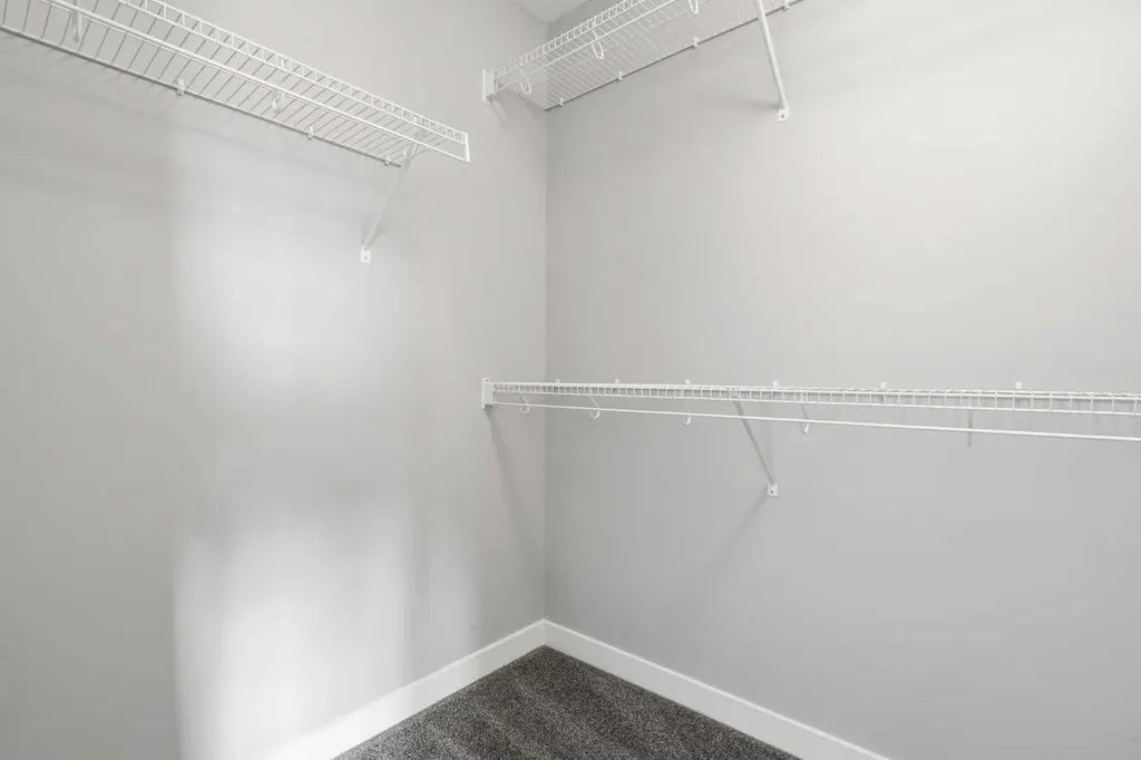 21 Howse Street NE Calgary AB T3P 0V8