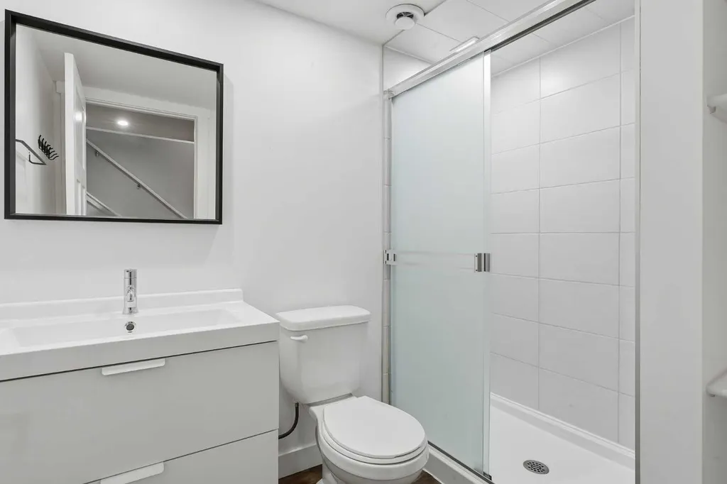 21 Howse Street NE Calgary AB T3P 0V8
